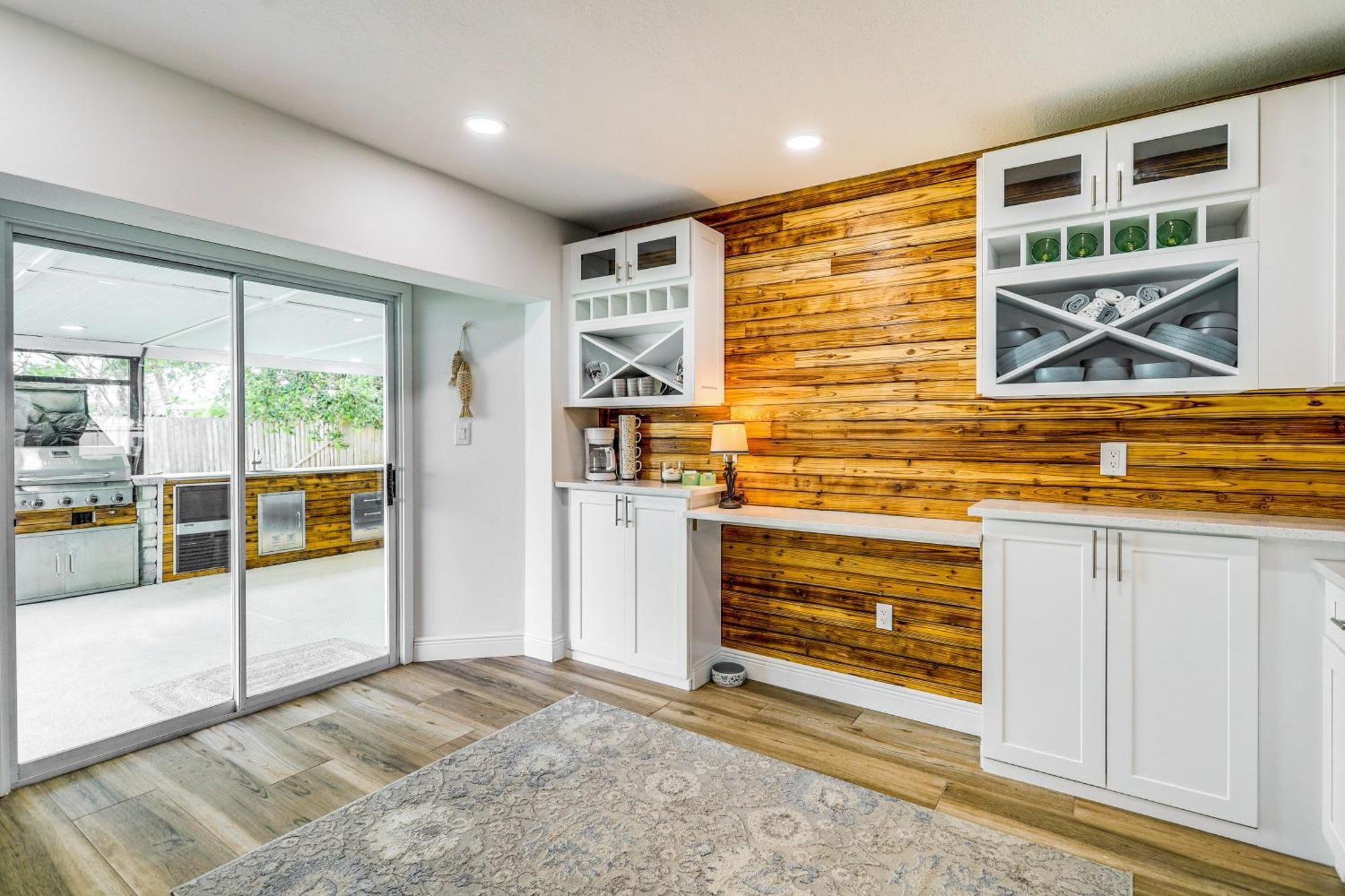 Pet-Friendly Cocoa Beach Home Walk To Beach! Экстерьер фото
